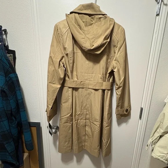 London Fog Classic Beige Trench Coat - Picture 3 of 6
